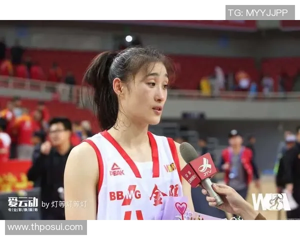 新疆男篮4罚不中,女篮王雪朦一秒绝杀